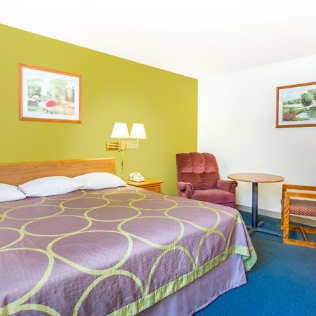 Super 8 By Wyndham Richmond/Broad Street Motel Henrico Dış mekan fotoğraf