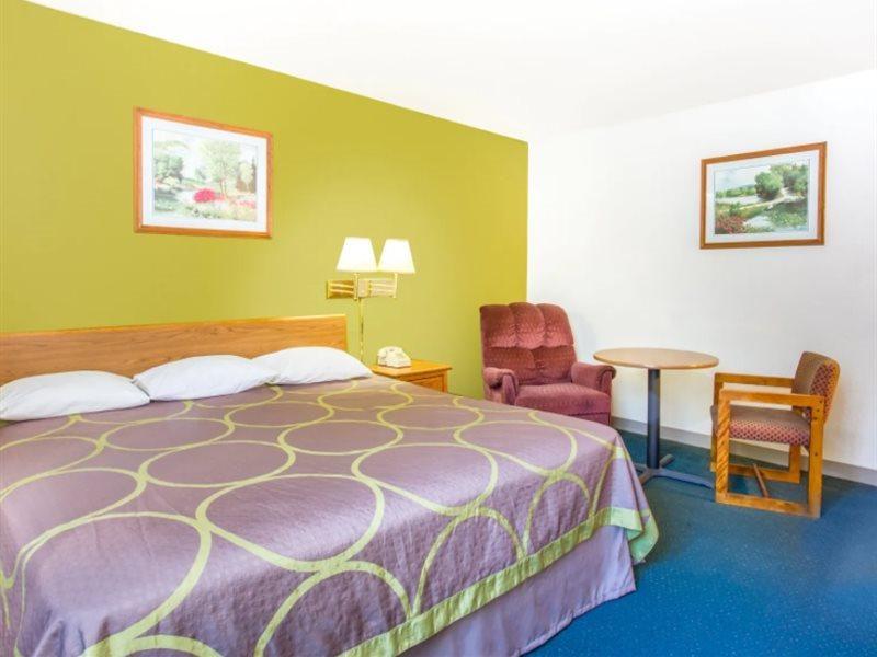Super 8 By Wyndham Richmond/Broad Street Motel Henrico Dış mekan fotoğraf