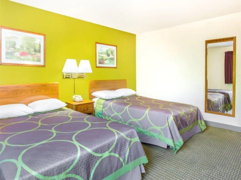 Super 8 By Wyndham Richmond/Broad Street Motel Henrico Dış mekan fotoğraf