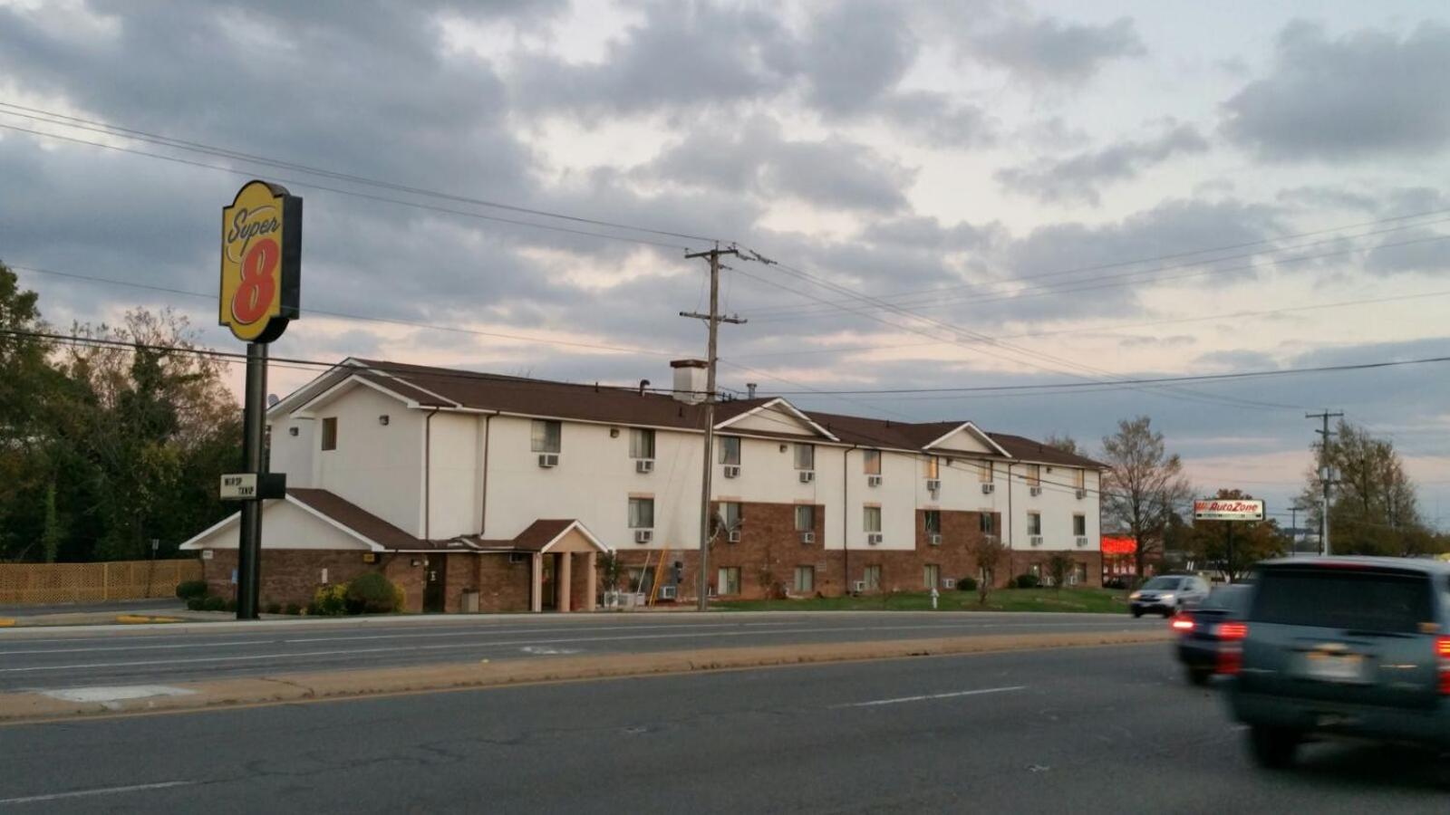 Super 8 By Wyndham Richmond/Broad Street Motel Henrico Dış mekan fotoğraf