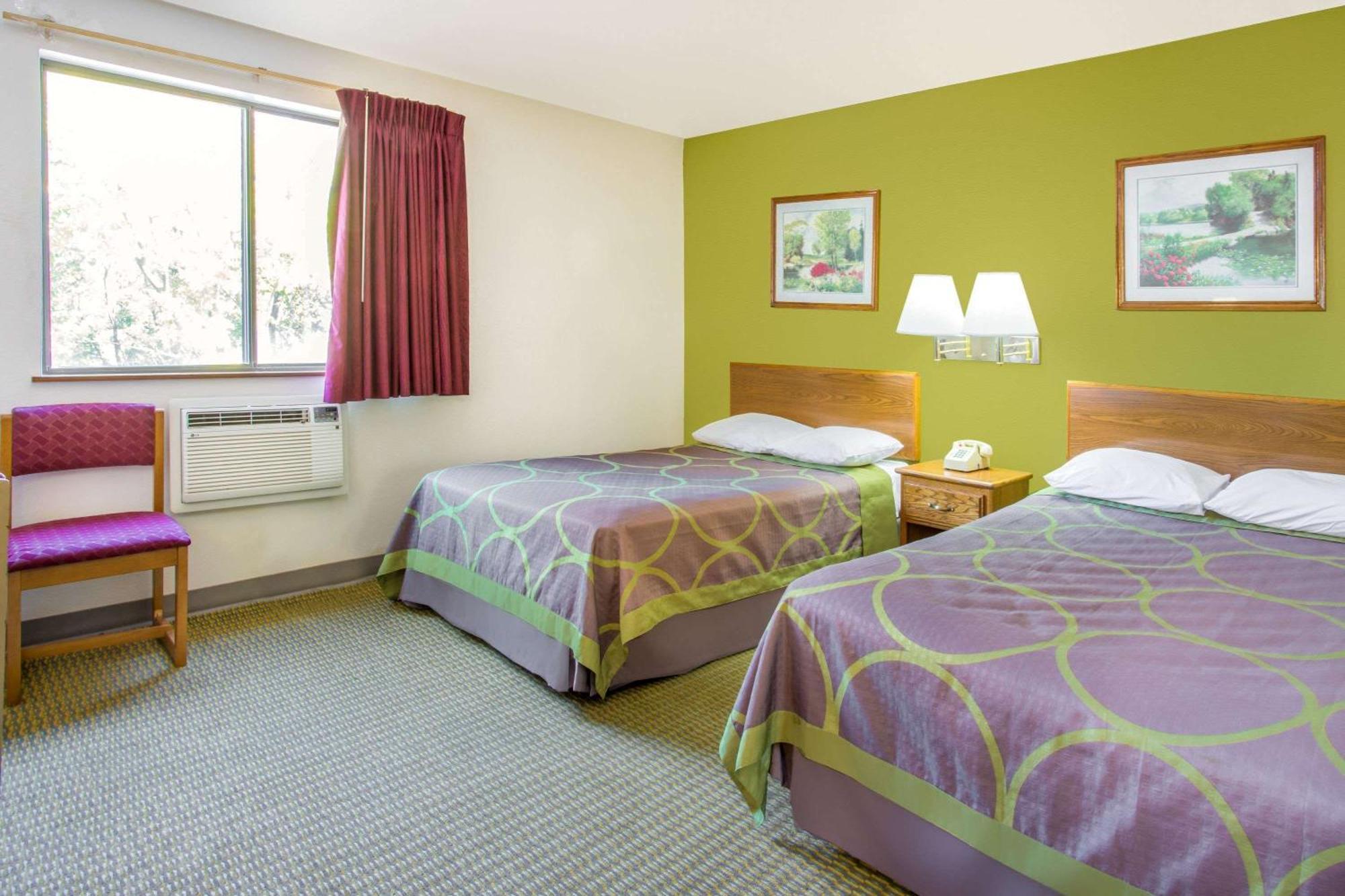 Super 8 By Wyndham Richmond/Broad Street Motel Henrico Dış mekan fotoğraf